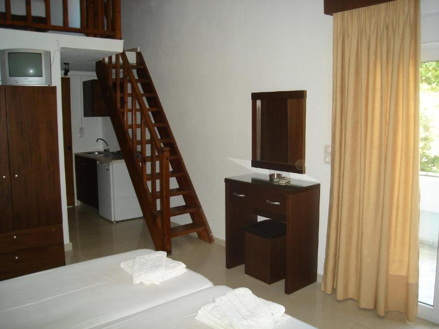Hotel Zachos Troulos Quarto foto